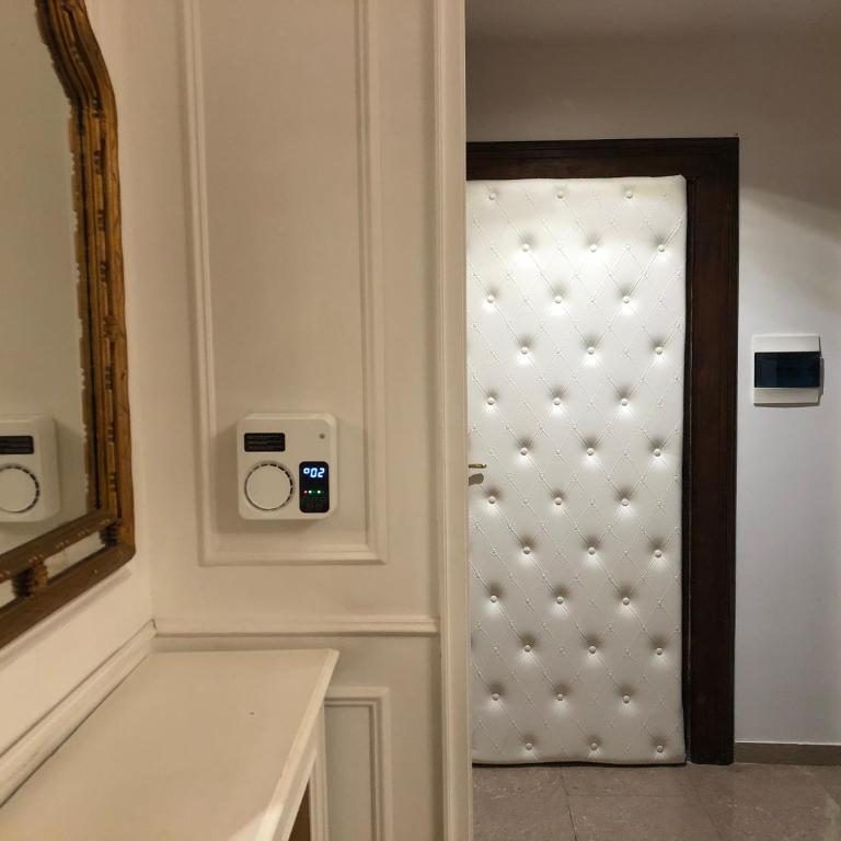 Navona Central Suites - Suite Superior con Vasca Idromassaggio e Sauna - 27