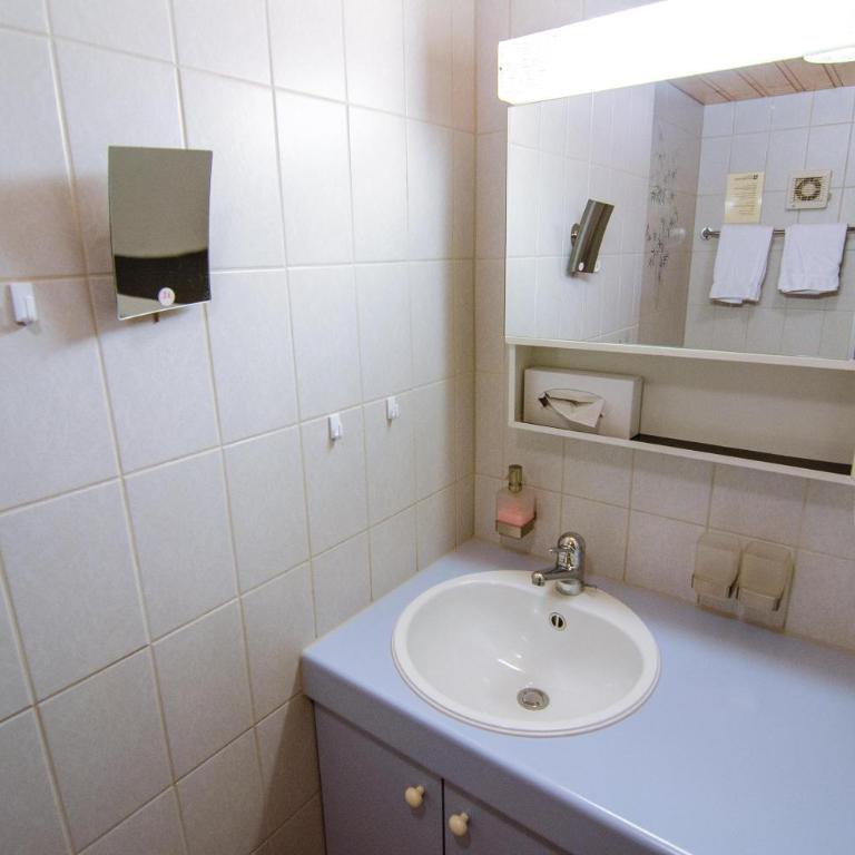 Hotel Blumental - Economy Doppelzimmer - 7
