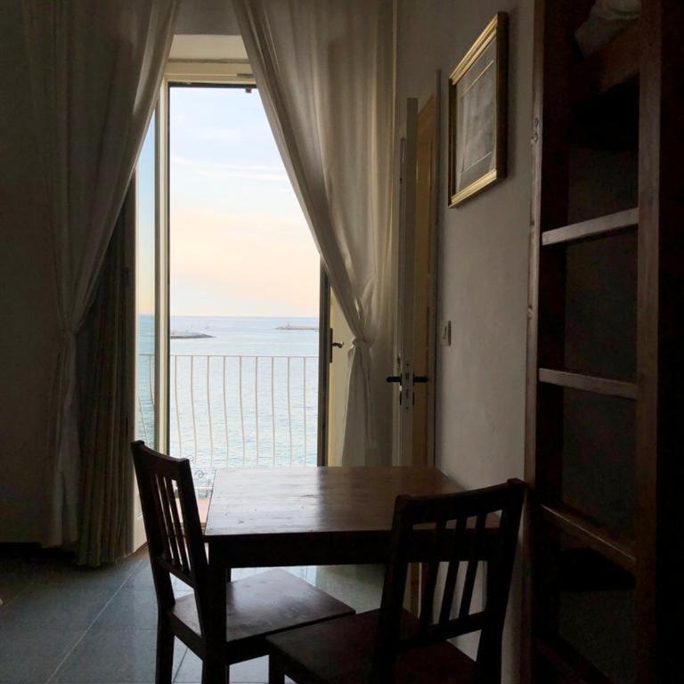 Rocca Sul Mare Hotel - Camera Queen con Vista Mare - 7