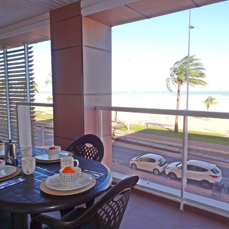 CAPRI GANDIA PRIMERA LÍNEA - Alquiler solo familias - Apartamento de 1 dormitorio - 12