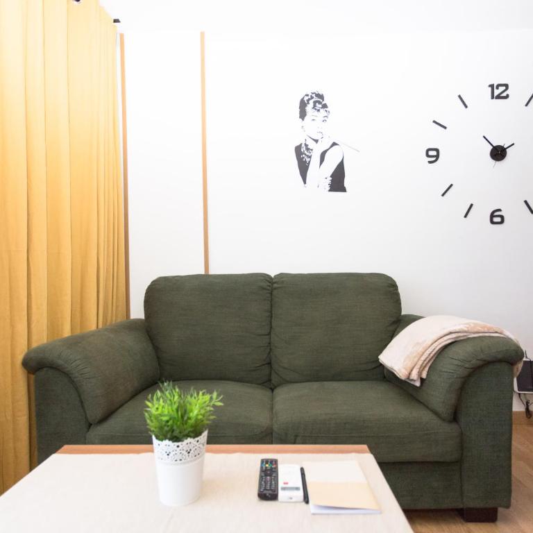 Tropical Friendly Holiday Home - One-Bedroom House - 7