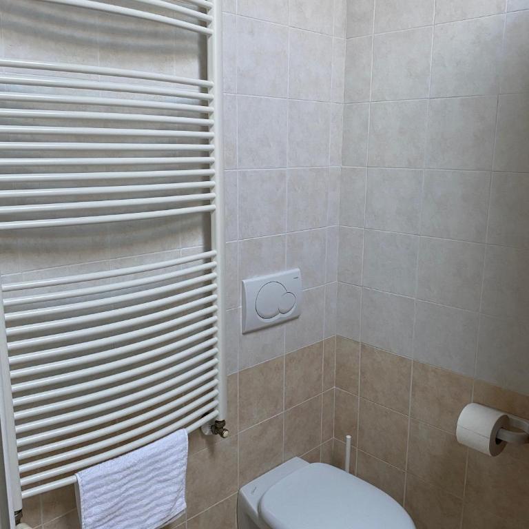 Delizioso appartamento sul verde con 3 camere da letto - Three-Bedroom Apartment - 8