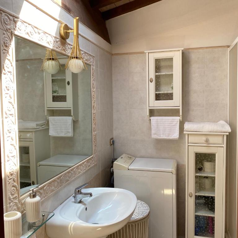 Delizioso appartamento sul verde con 3 camere da letto - Three-Bedroom Apartment - 9