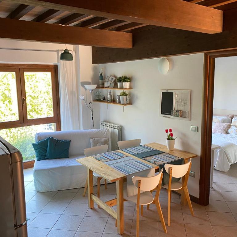 Delizioso appartamento sul verde con 3 camere da letto - Three-Bedroom Apartment - 19