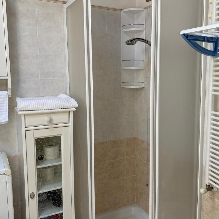 Delizioso appartamento sul verde con 3 camere da letto - Three-Bedroom Apartment - 39