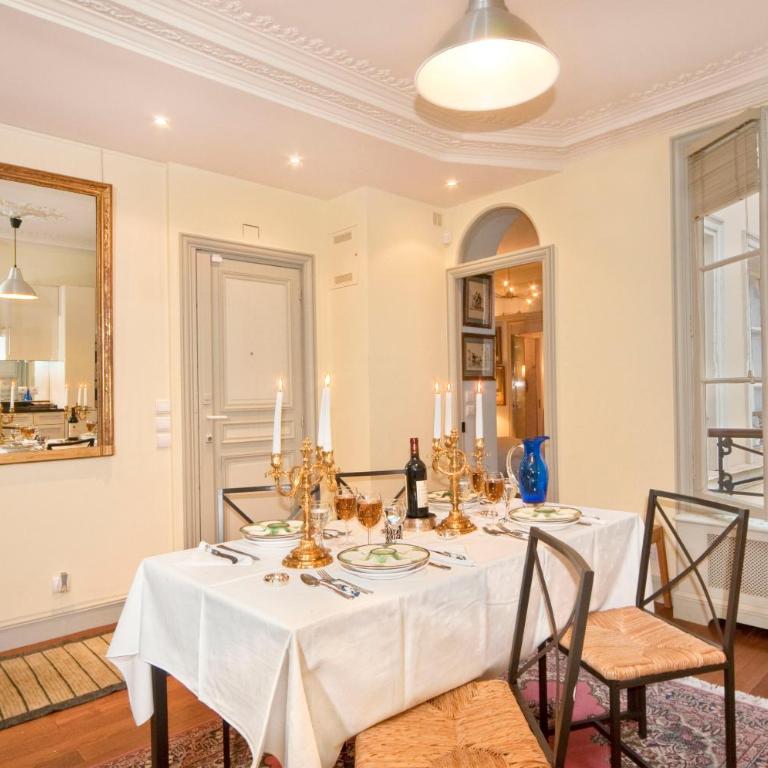 Luxury, Calm and Elegance in the heart of Champs-Elysées with a bottle of Champagne and AC - Appartement 1 Chambre - 9