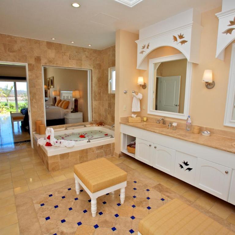 Pueblo Bonito Emerald Luxury Villas & Spa All Inclusive - Three-Bedroom Villa All Inclusive - 8