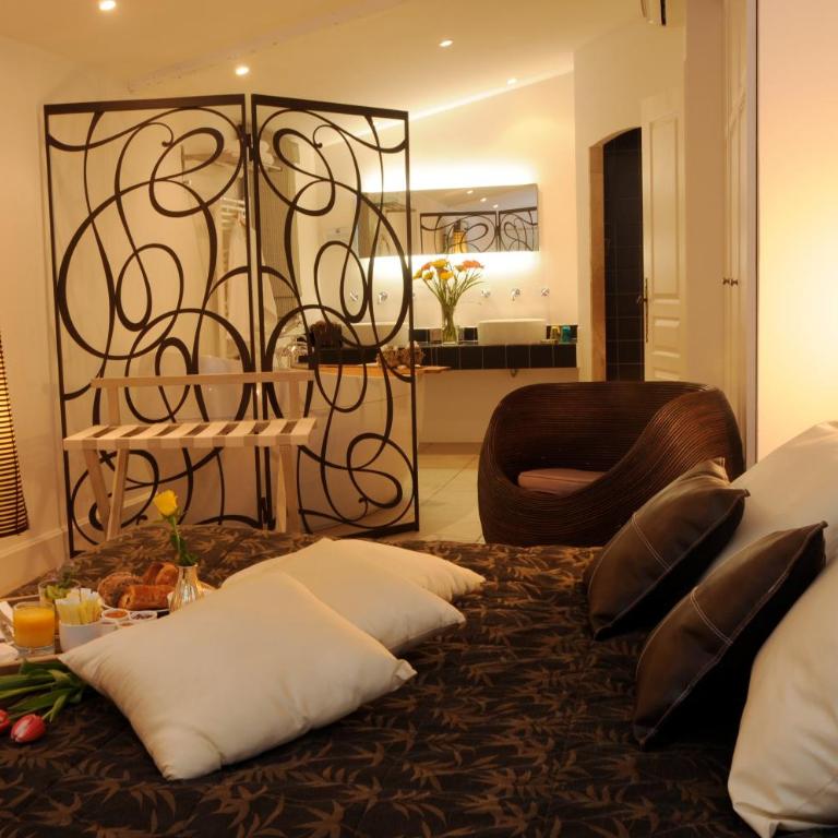 Hôtel du Clos - Chambre Bastide Rez-de-Jardin - 1