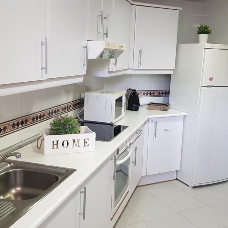 Residencial en Madrid ALQUILER DE CORTA ESTANCIA NO TURISTICO - Two-Bedroom Apartment - 14