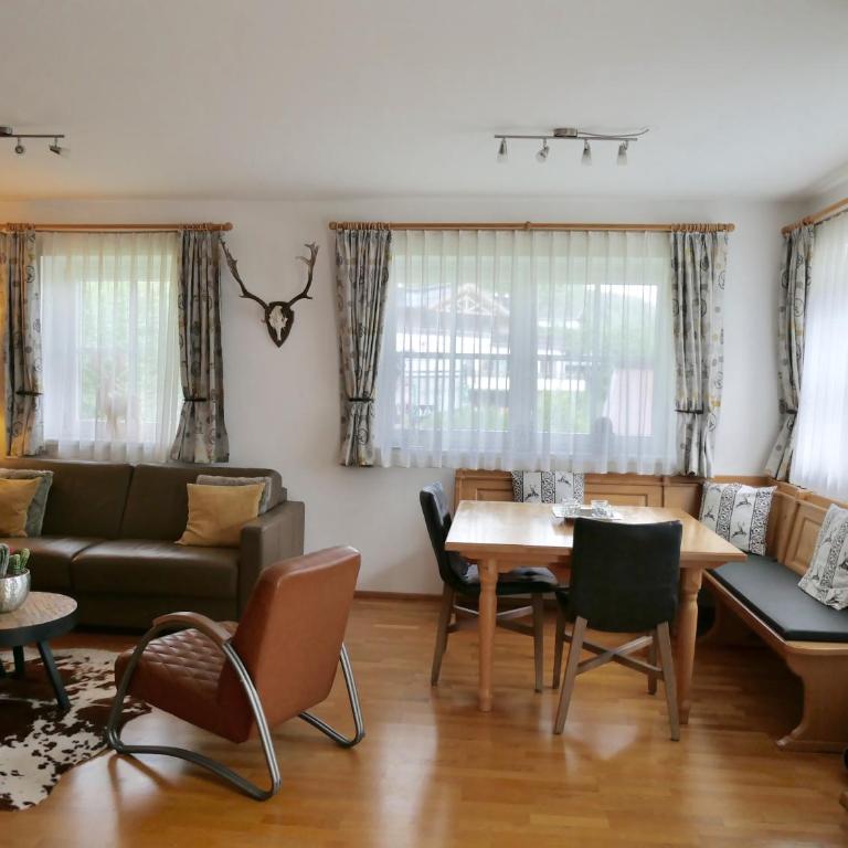 AlpinResort Kaprun 11 - Two-Bedroom Apartment - 13