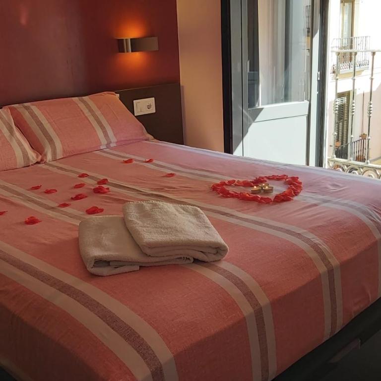 Hostal Corazón de Madrid 1 - Double or Twin Room with Private Bathroom - 1