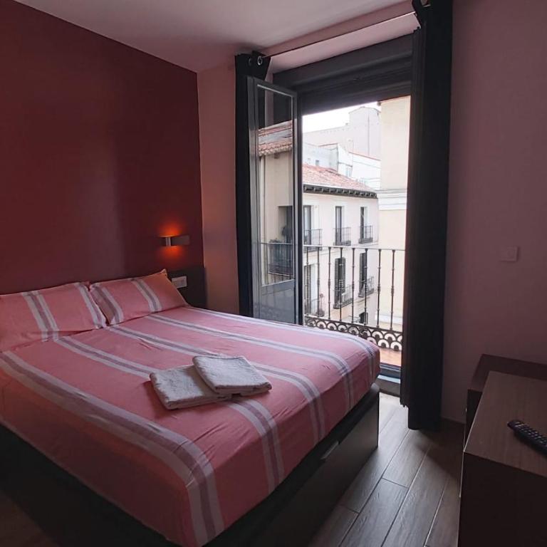 Hostal Corazón de Madrid 1 - Double or Twin Room with Private Bathroom - 16