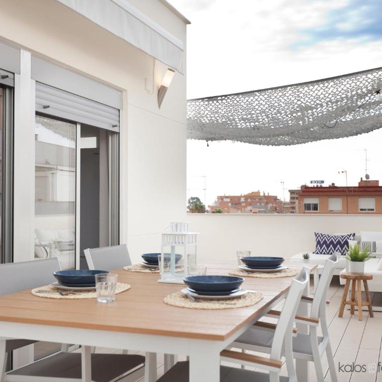 Increible ático con vistas al Mediterraneo by Hometels - Apartamento de 1 dormitorio - 1