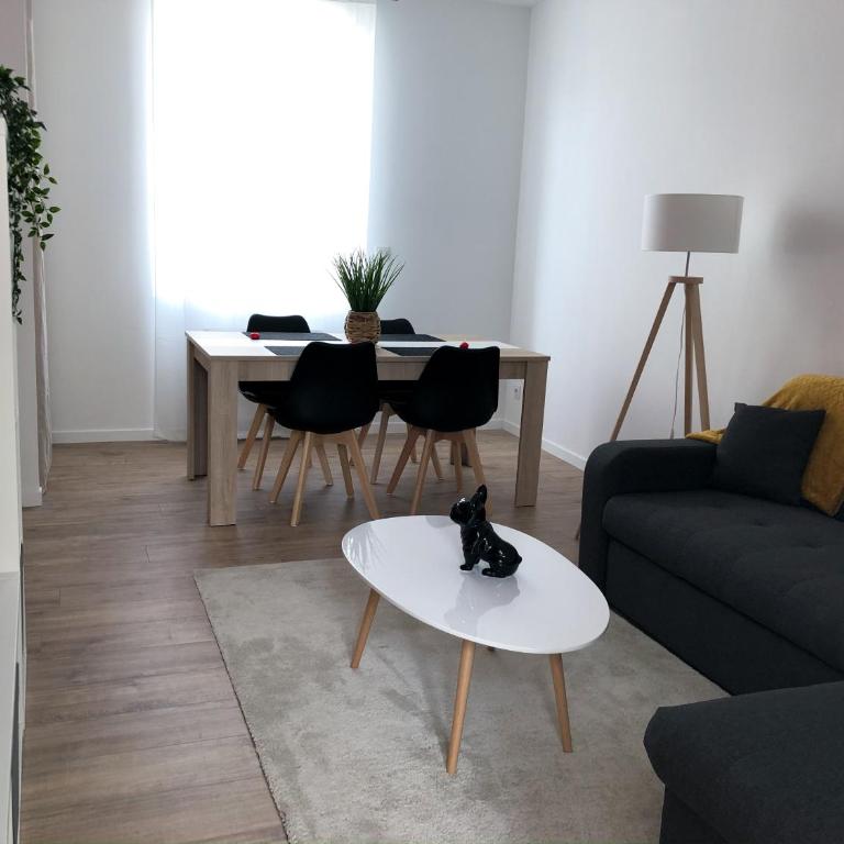Grand appartement fonctionnel proche centre-ville - Appartement 2 Chambres - 18