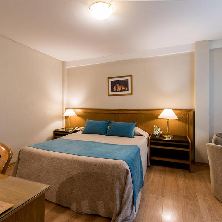 Hotel Solans Presidente - Habitación Executive con cama grande - 3