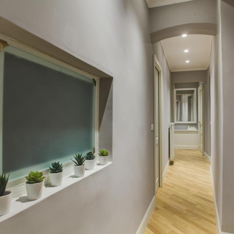 Palazzo Pastura B&B and Apartments - Deluxe Double Room with Balcony - 15