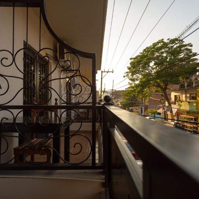 Hotel Hortencia - Double Room with Balcony - 2