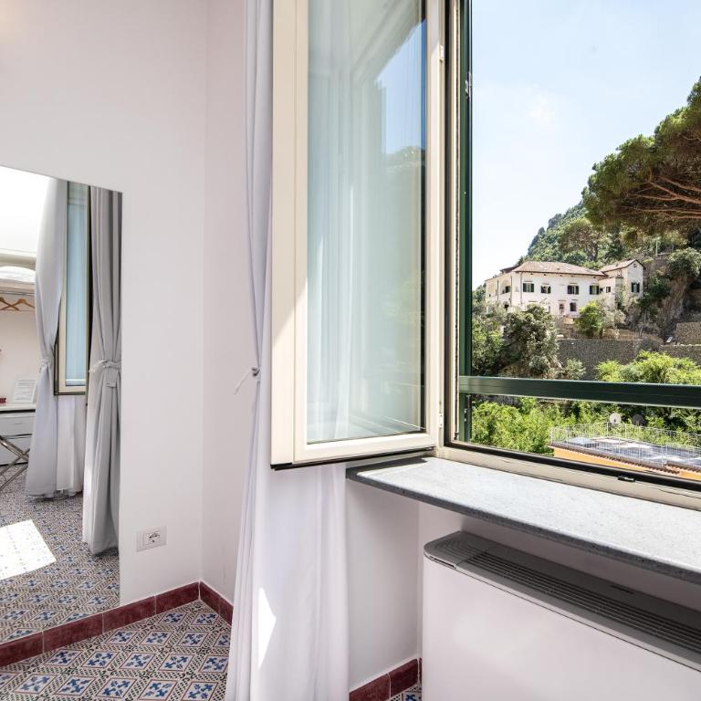 Valle d'Amalfi Suites - Camera Deluxe Matrimoniale con Vista Mare - 7