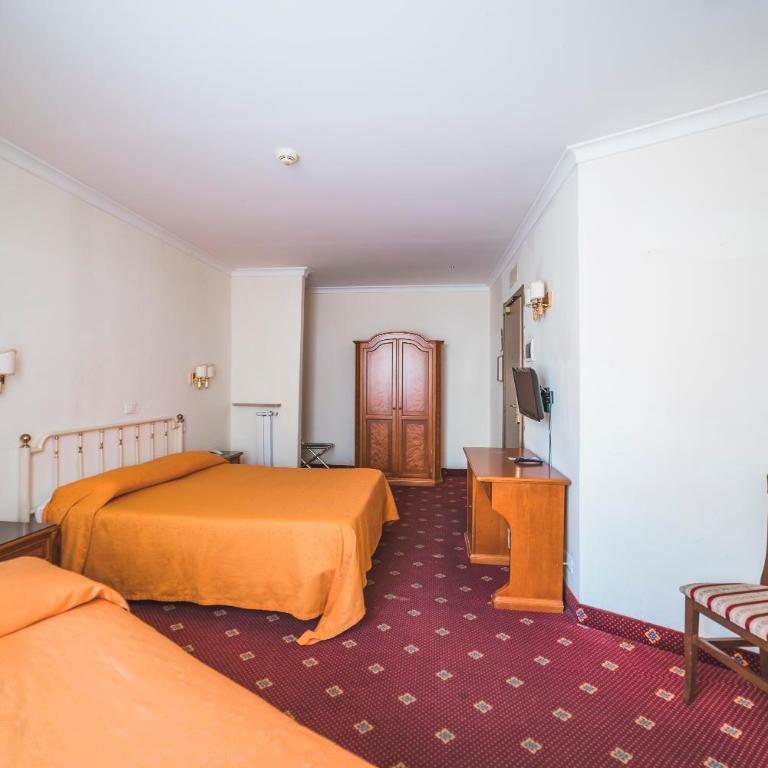 GH Hotel San Giusto - Classic Triple Room - 3