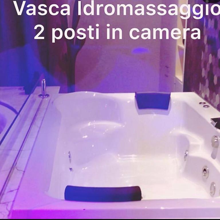 B&B Alloggio Maria - Suite King con Vasca Idromassaggio - 5