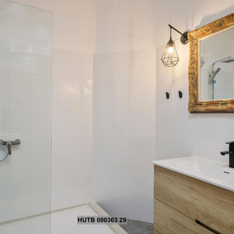 Alcam Gignas - One-Bedroom Apartment - 14