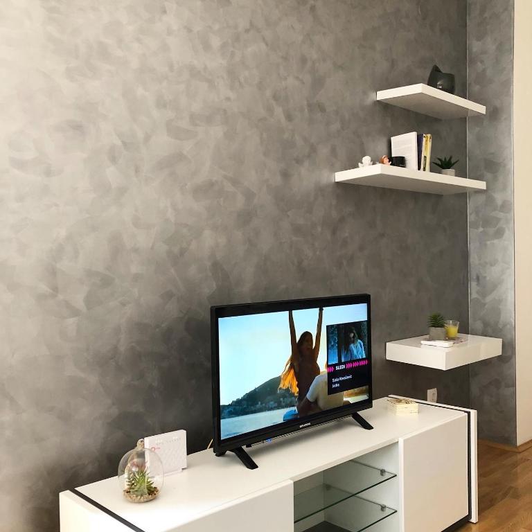 Gray Apartment - Apartman sa 1 Spavaćom Sobom - 10