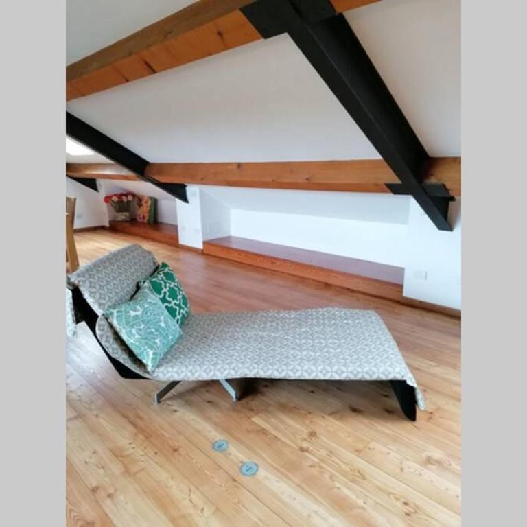 Arona 01 attic mansarda secondo piano no ascensore no hotel - Appartamento con 1 Camera da Letto - 18