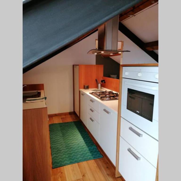 Arona 01 attic mansarda secondo piano no ascensore no hotel - Appartamento con 1 Camera da Letto - 26