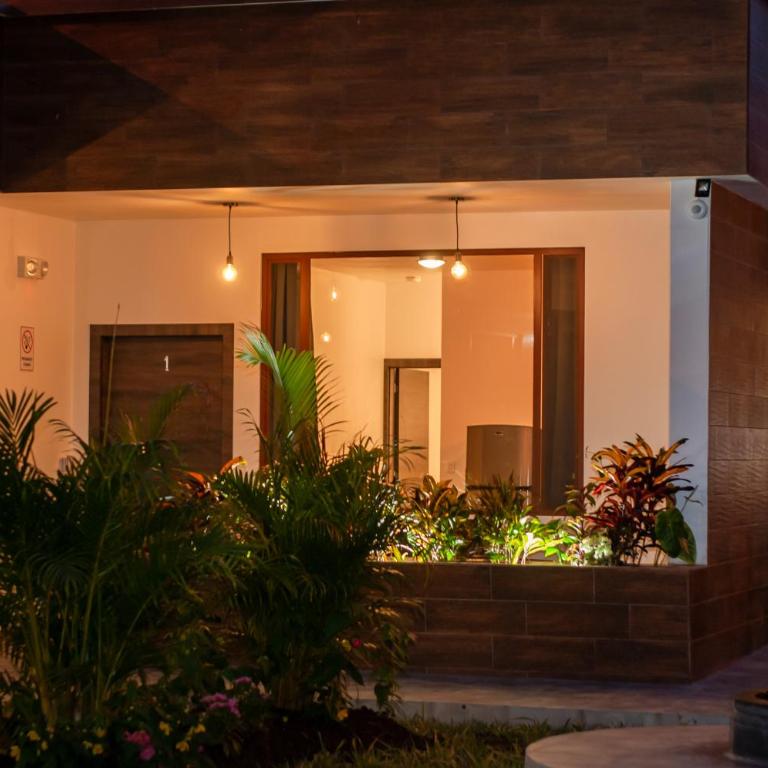 Toucan Platinum Suites Aparthotel - Suite Familiar con balcón - 14