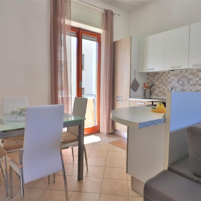 YourHome - NEW SUITE SORRENTO - Two-Bedroom Apartment - 13