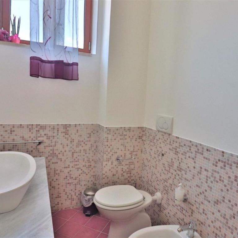 YourHome - NEW SUITE SORRENTO - Two-Bedroom Apartment - 23