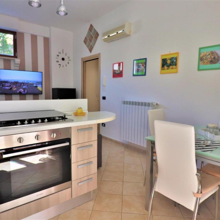 YourHome - NEW SUITE SORRENTO - Two-Bedroom Apartment - 31