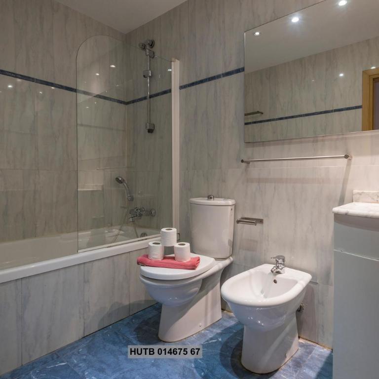 Alcam Vila Olímpica - Three-Bedroom Apartment - 12