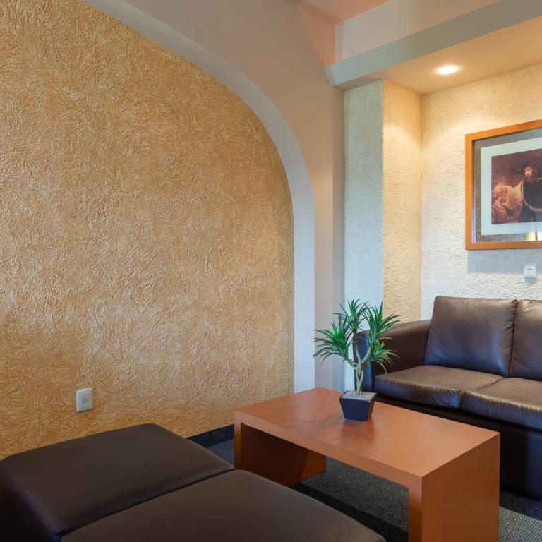 Hotel Flamingo Inn - Junior Suite - 5