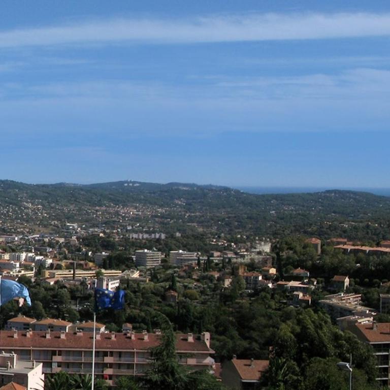 Hotel Panorama - Chambre Double ou Lits Jumeaux avec Balcon - 13