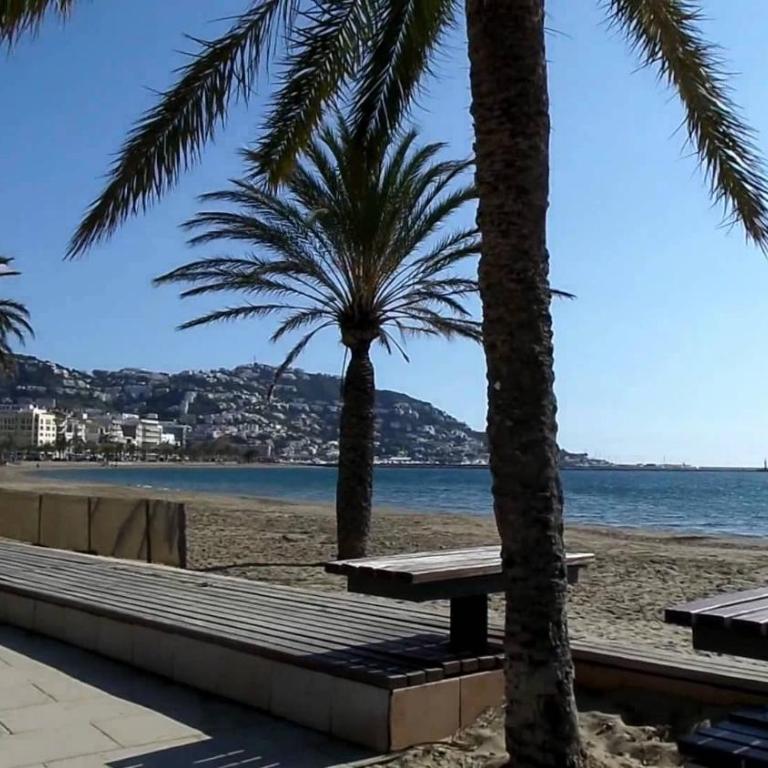 Apto en el centro a 50m de la playa - Two-Bedroom Apartment - 26