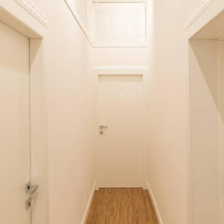 Urban Center III Easy Parking Near Tram - Appartamento con 2 Camere da Letto - 49