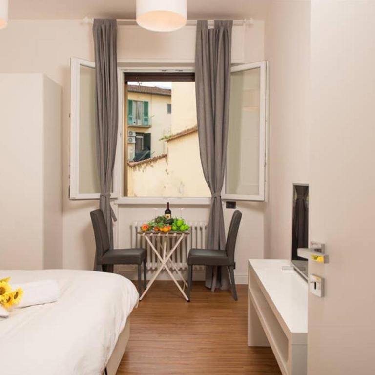 Urban Center III Easy Parking Near Tram - Appartamento con 2 Camere da Letto - 57
