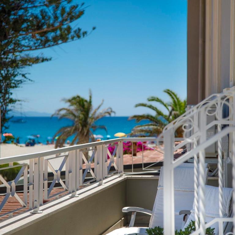 Hotel La Villa Del Mare - Camera Matrimoniale Superior con Terrazza - 4