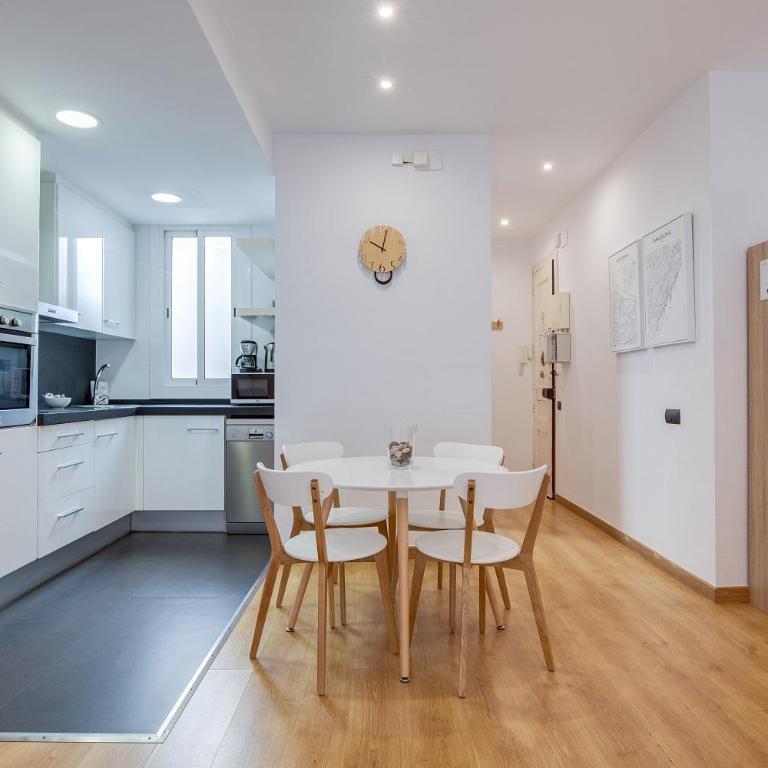 Feelathome Center Apartments - Studio Apartment - Francisco Giner Street - 6