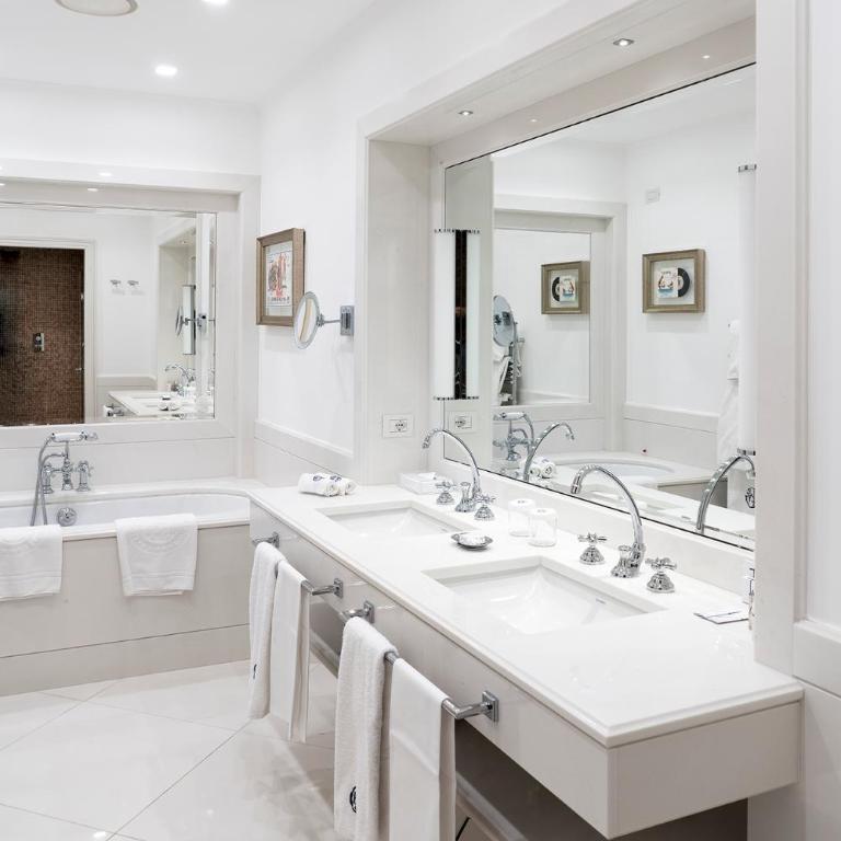 Grand Hotel Excelsior Vittoria - Suite Prestige - 4