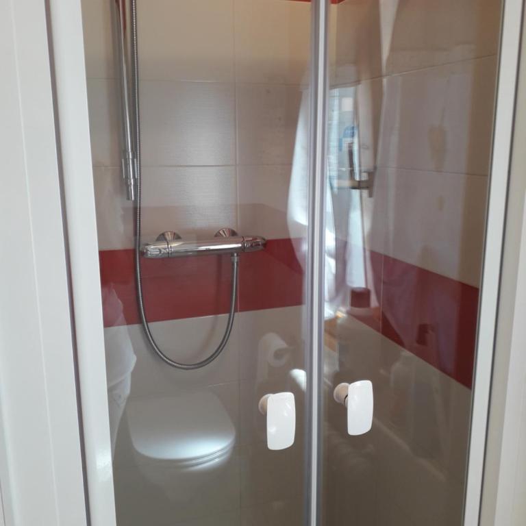 Chez Elida - One-Bedroom Apartment - 13