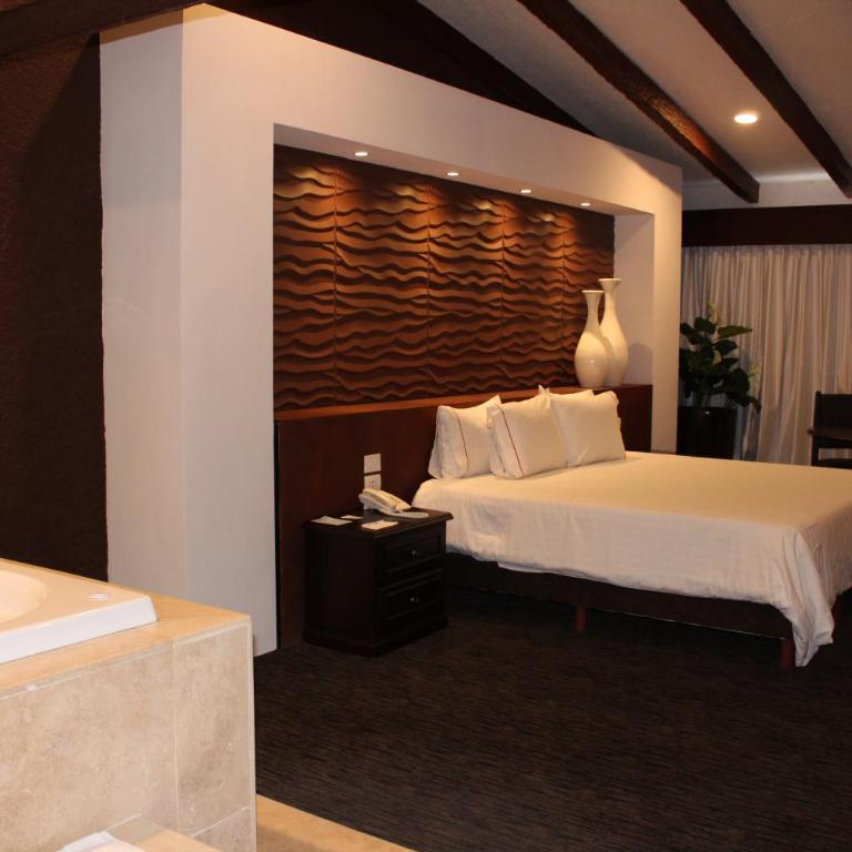 Radisson Hotel Tapatio Guadalajara Aeropuerto - Suite Estudio con cama extragrande - No fumadores - 3