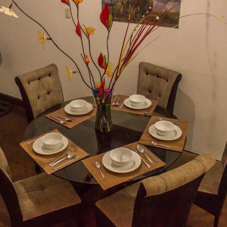 APARTAMENTO ENTERO EN CENTRO DE MIRAFLORES - Habitación Matrimonial - Apartamento de 1 dormitorio - 5