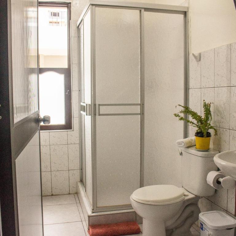 APARTAMENTO ENTERO EN CENTRO DE MIRAFLORES - Habitación Matrimonial - Apartamento de 1 dormitorio - 8
