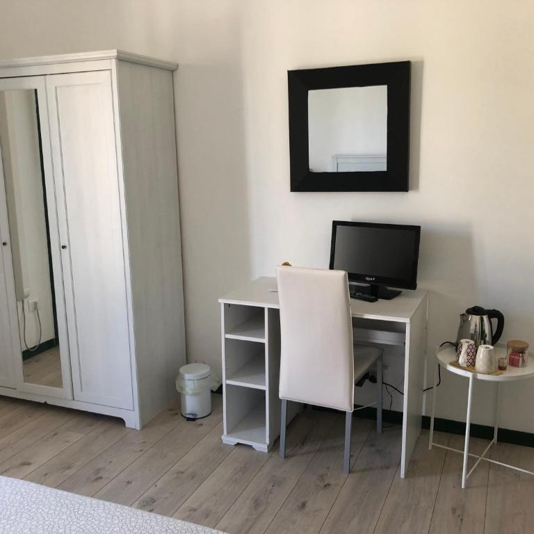 Cosmopolitan Palermo - Camera Matrimoniale con Bagno Privato Esterno - 4