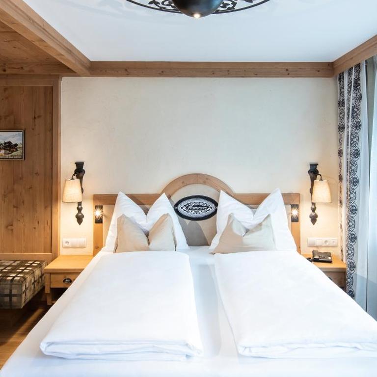 Alpenhotel Kramerwirt - Superior Doppelzimmer mit Balkon - 4