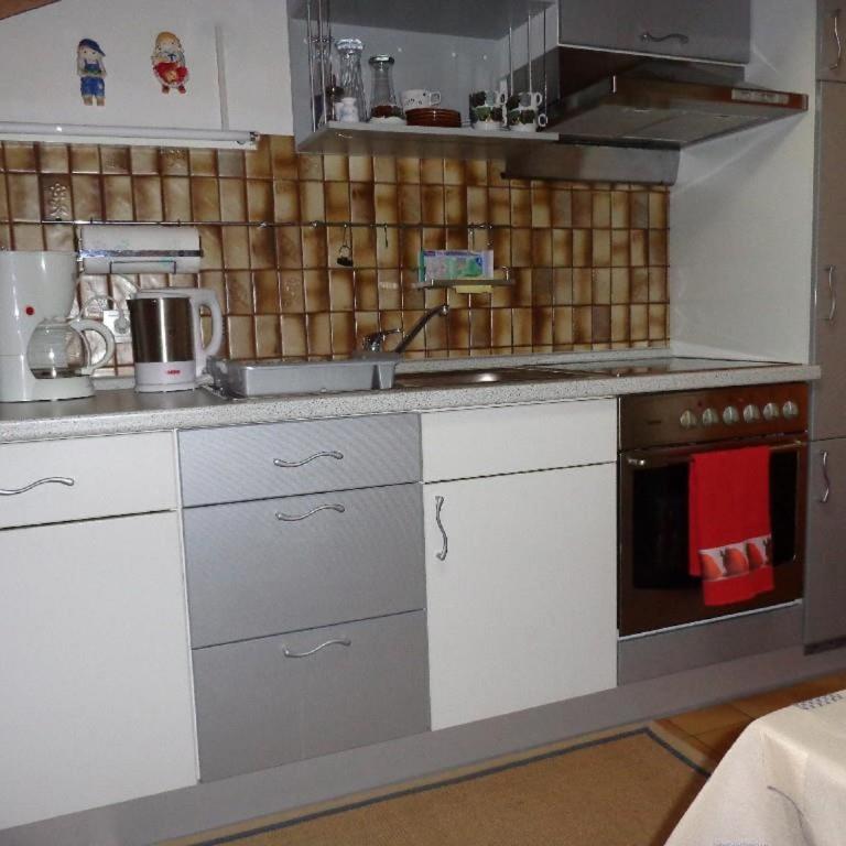 Ferienwohnung Burgenblick - Apartment - 2