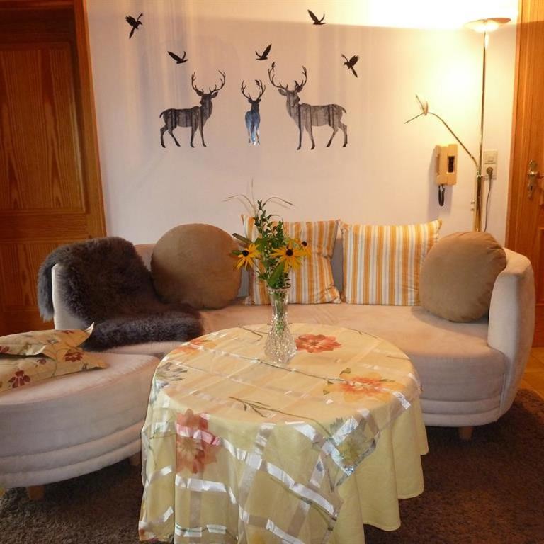 Ferienwohnung Burgenblick - Apartment - 1