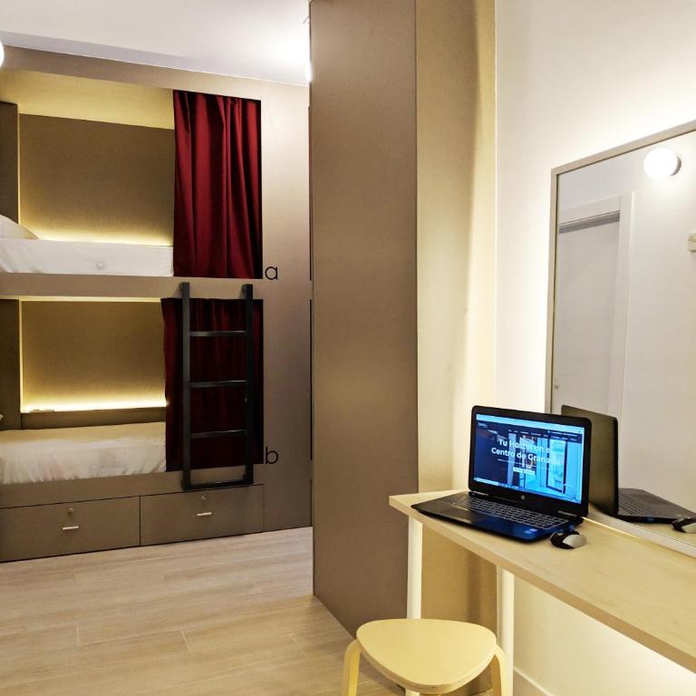 Broz Hostel - Bed in 6-Bed Mixed Dormitory Room - 5